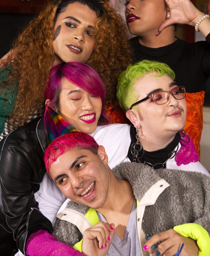 A group of friends of varying genders
